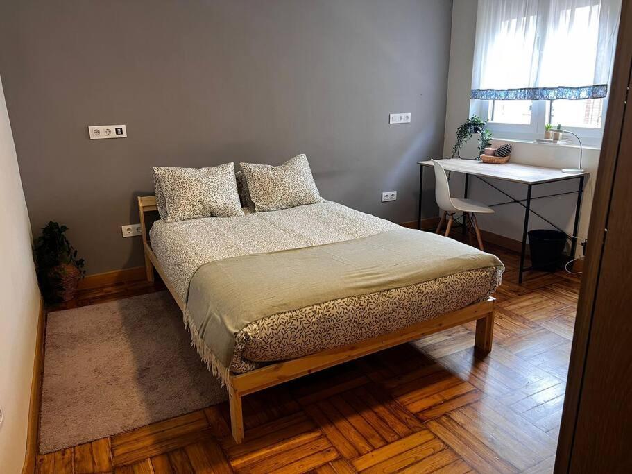 Apartament Amplio Piso A 400M De La Playa Gijón Zewnętrze zdjęcie