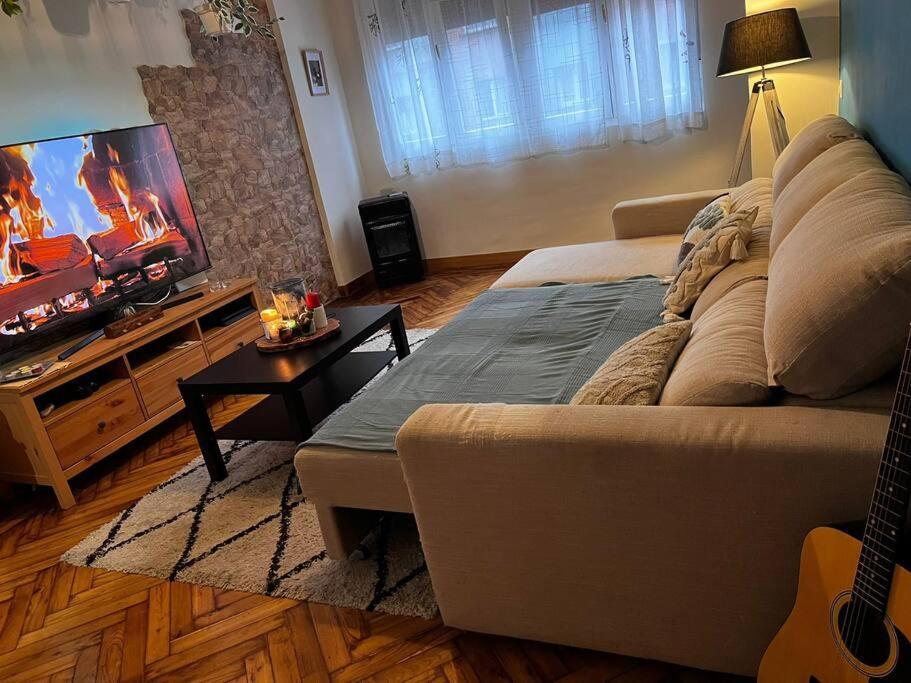Apartament Amplio Piso A 400M De La Playa Gijón Zewnętrze zdjęcie